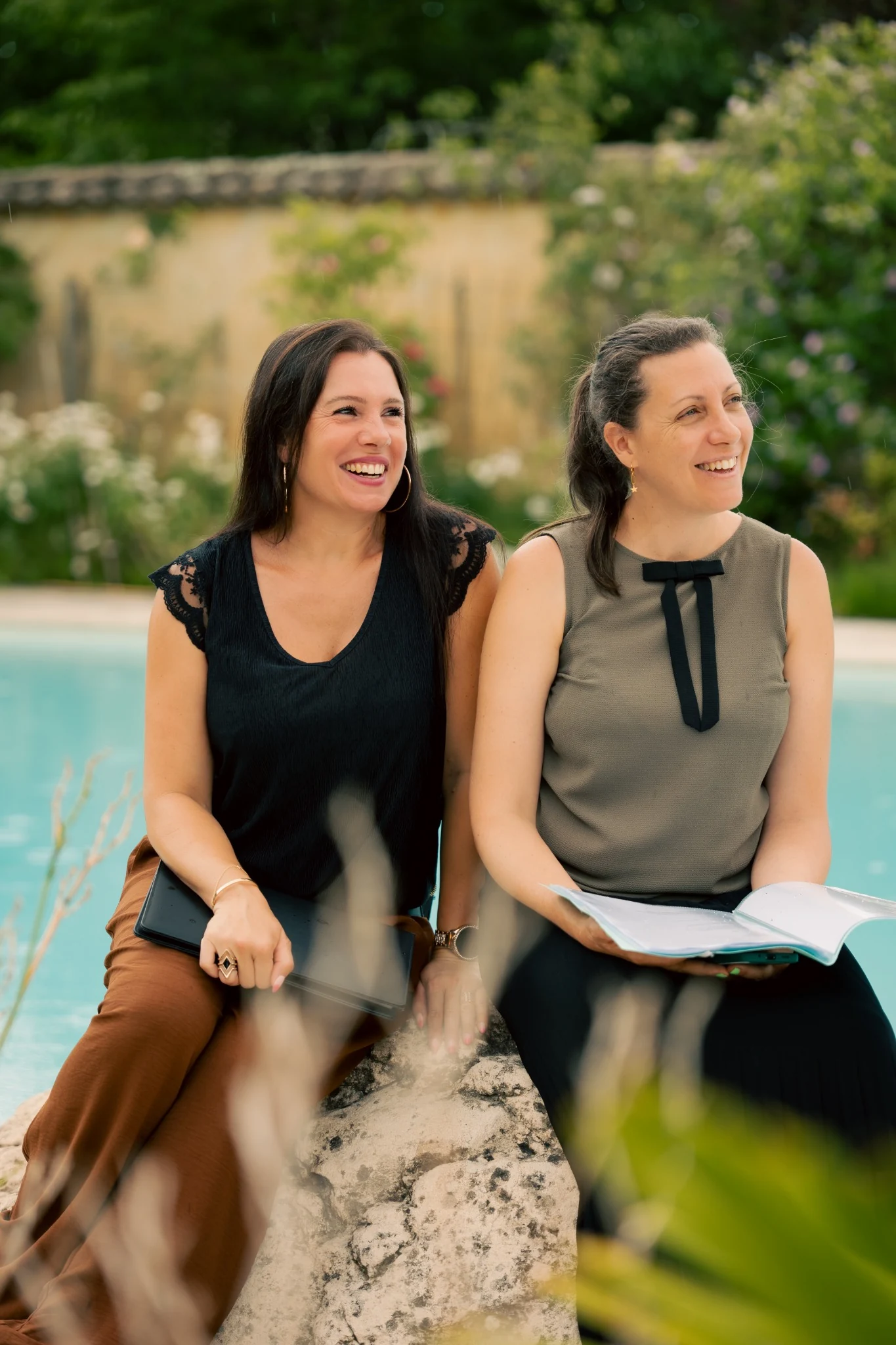 Élodie et Perrine, fondatrices de JeBookToo